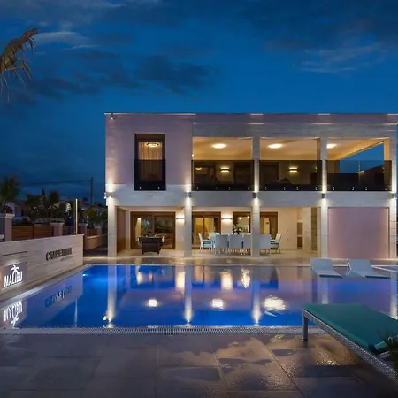Malibu Eclipse Vila *